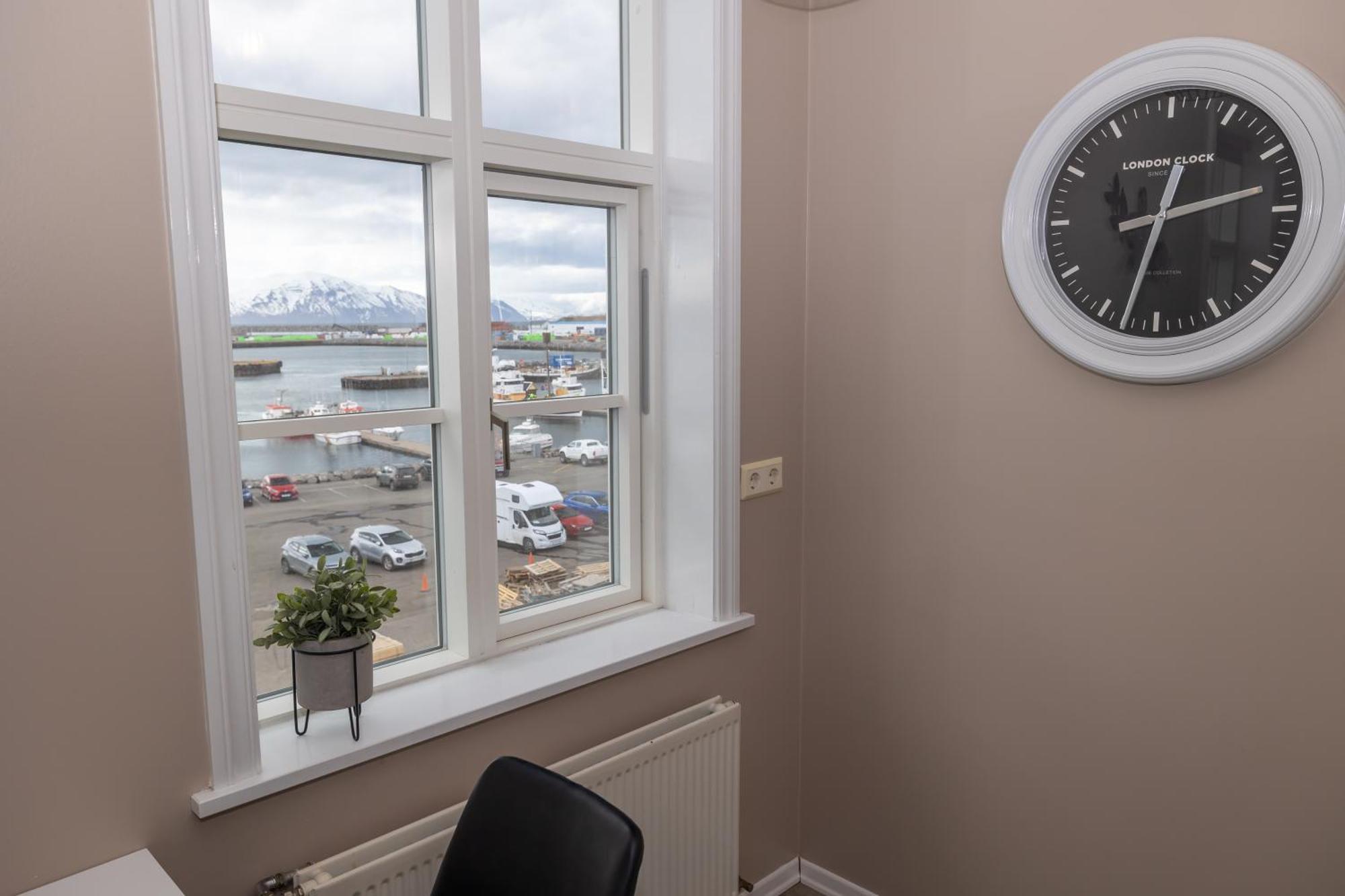 Bjarnabuth Apartment Husavik Luaran gambar