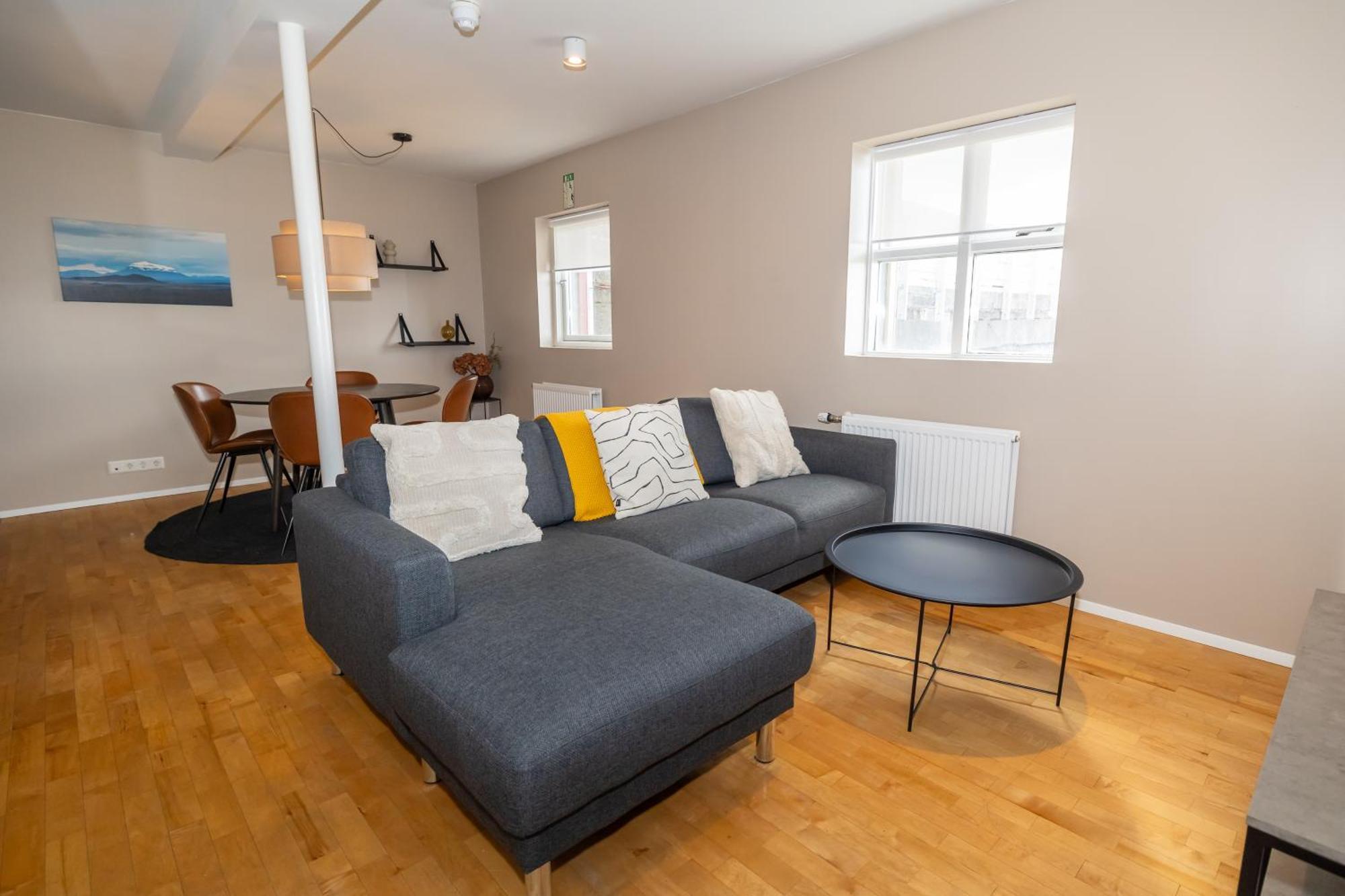 Bjarnabuth Apartment Husavik Luaran gambar